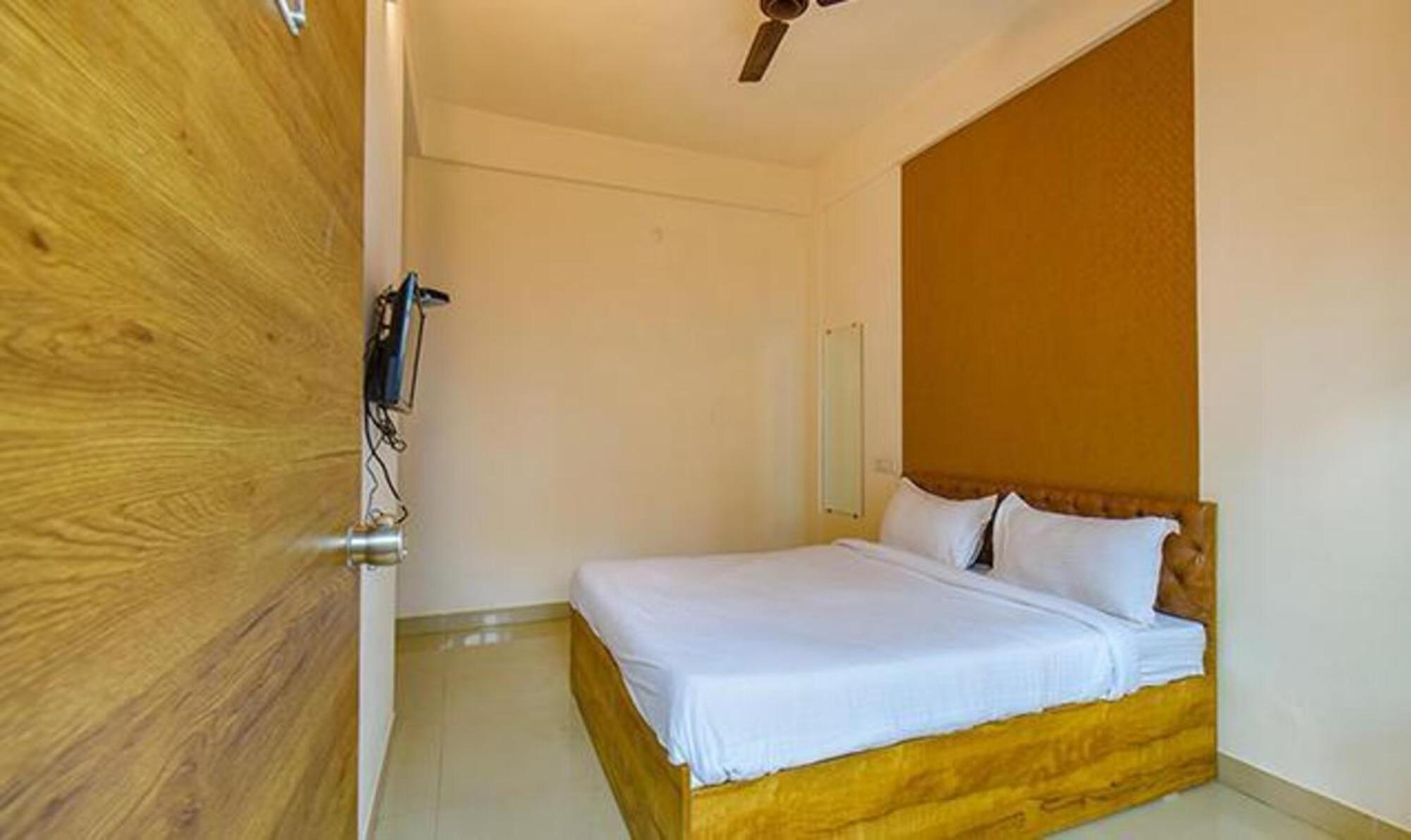 Fabhotel Tiru Residency Hotel 3*