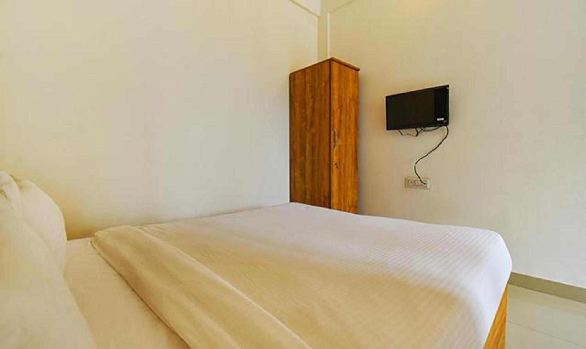 Fabhotel Tiru Residency 3*