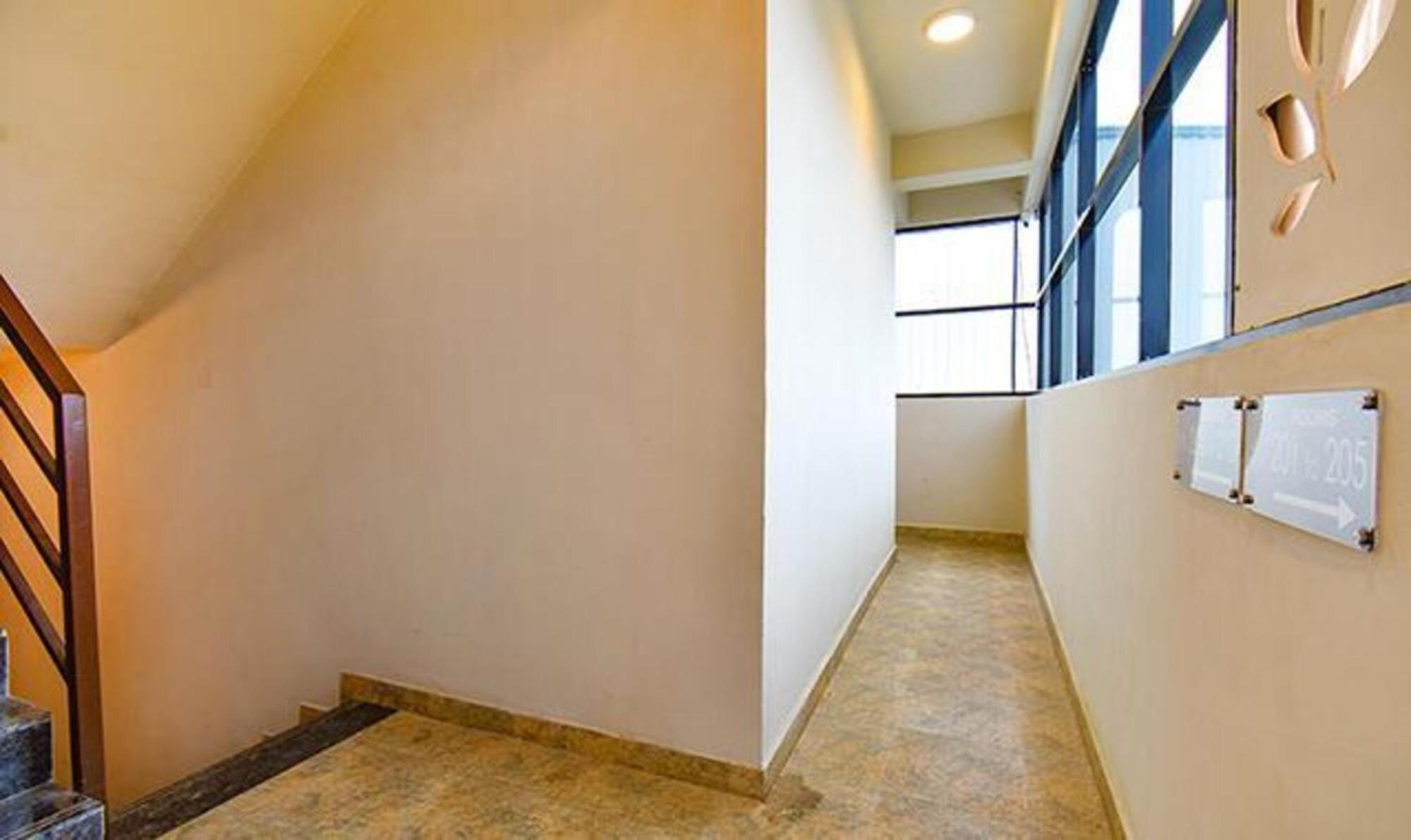 Fabhotel Tiru Residency Pune
