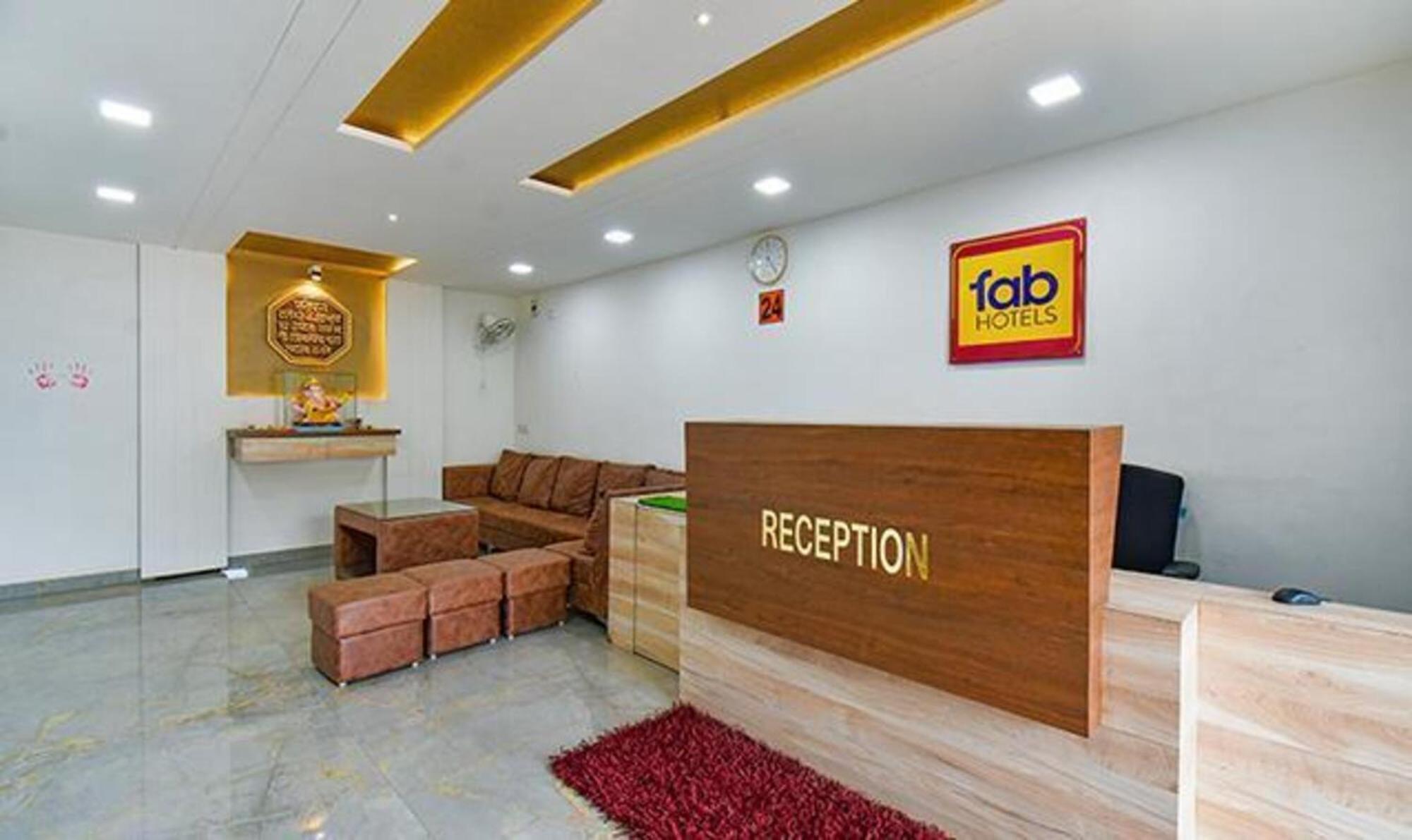 Fabhotel Tiru Residency