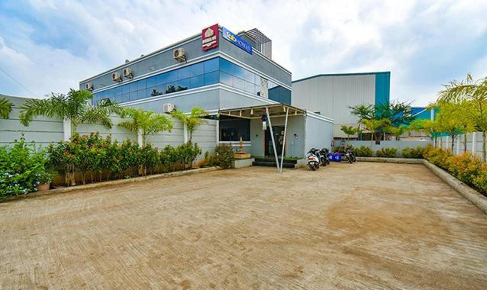 Fabhotel Tiru Residency Hotel 3*